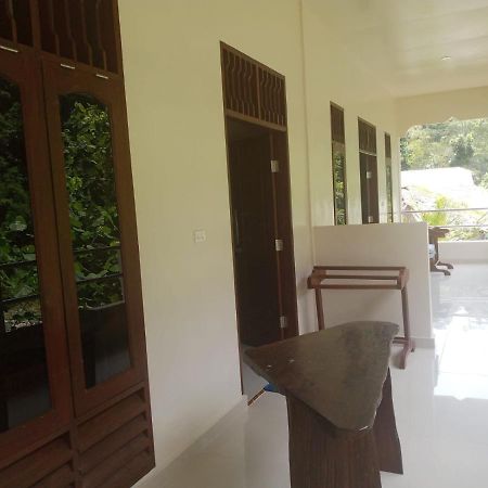 Raja Guest House - Jungle Trekking & Tours Bukit Lawang Sumatra Extérieur photo