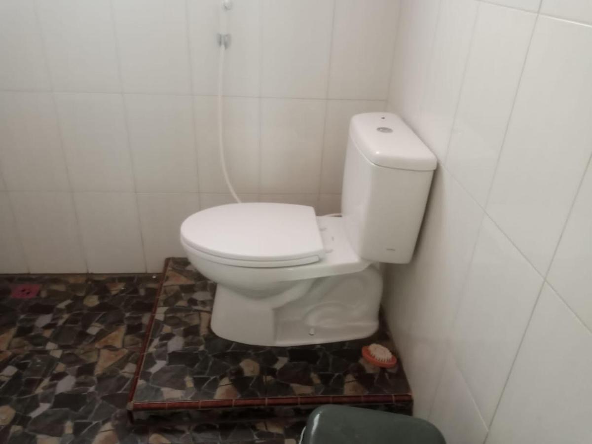 Raja Guest House - Jungle Trekking & Tours Bukit Lawang Sumatra Extérieur photo