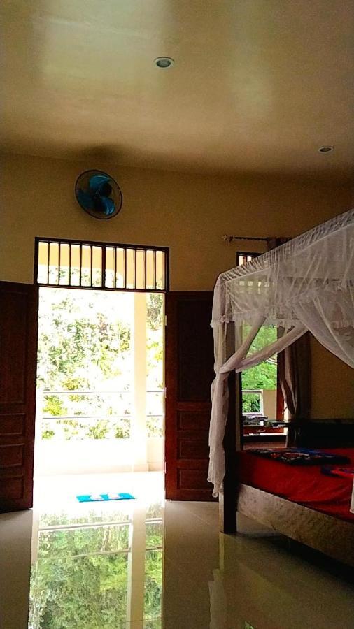 Raja Guest House - Jungle Trekking & Tours Bukit Lawang Sumatra Extérieur photo
